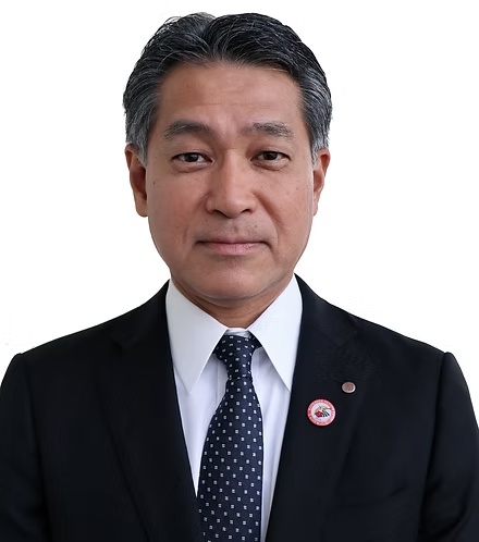 代表取締役社長 照屋 賢治
